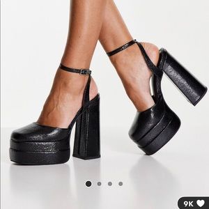 Platform black snake shoes size 9